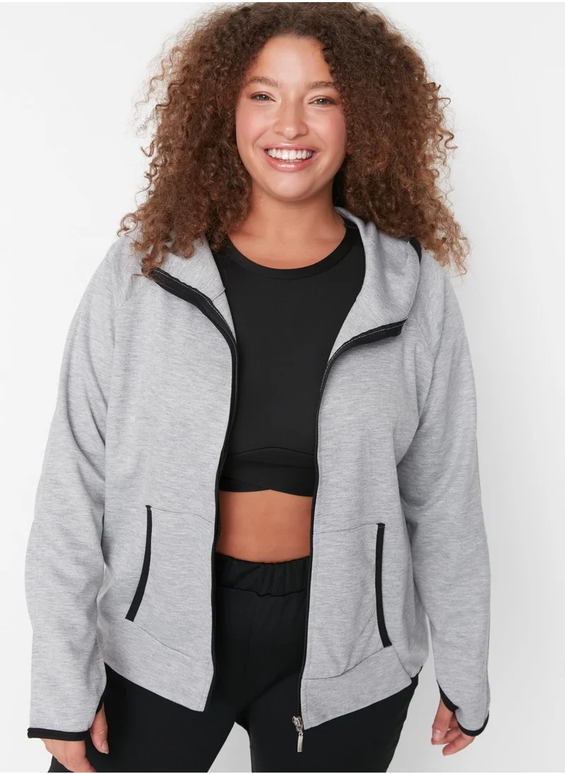 Trendyol Curve Hooded Detailed Sweatshirt