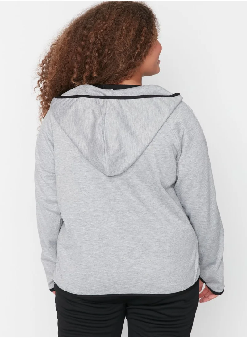 Trendyol Curve Hooded Detailed Sweatshirt