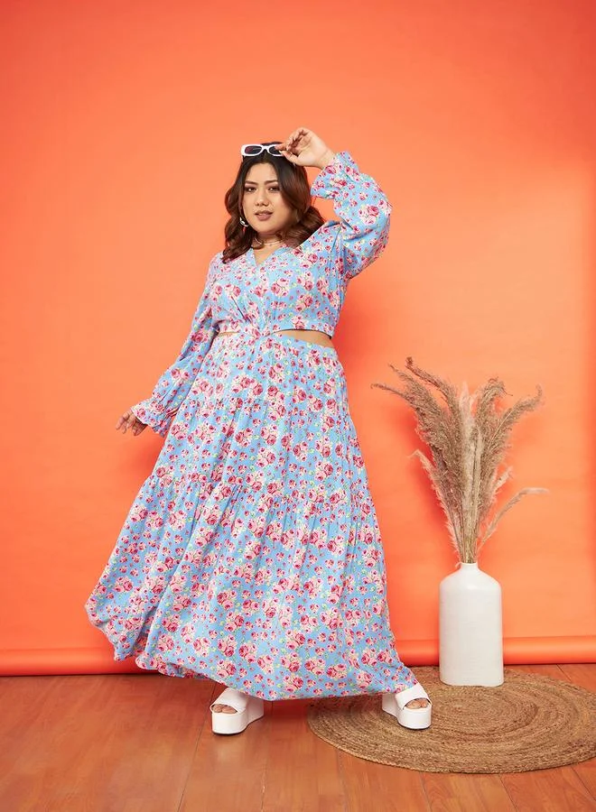 ساسافراس فستان طويل بمقاس كبير وطبعة زهور