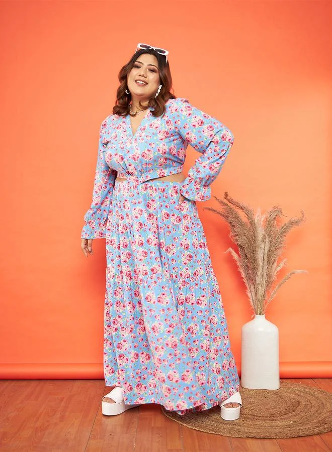 ساسافراس فستان طويل بمقاس كبير وطبعة زهور