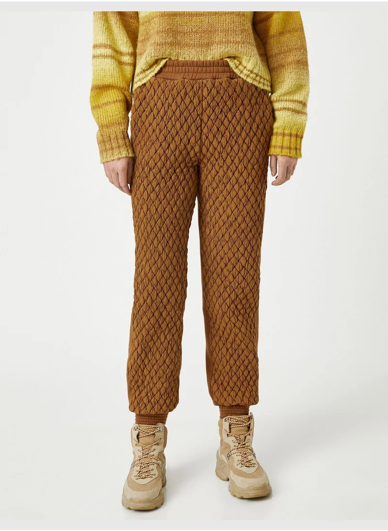 كوتون Şahika Ercümen X Koton - Quilted Elastic Waisted Jogger Sweatpants
