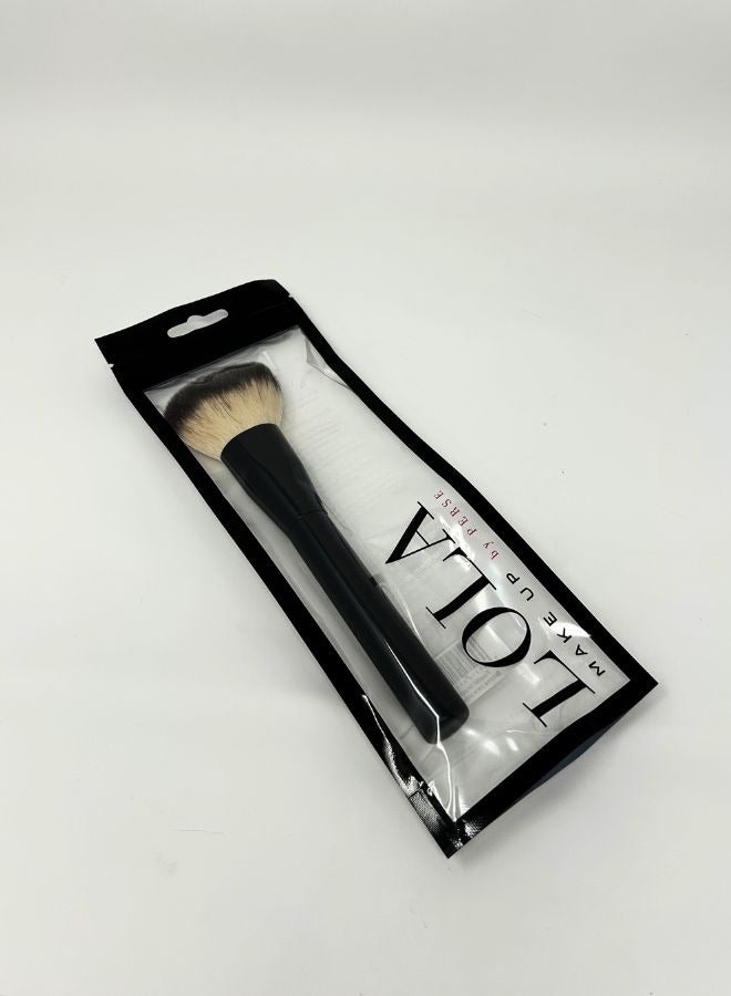 لولا میک آب بای برسه فرشاة بودرة – فرشاة مكياج كبيرة وناعمة – شعيرات صناعية نباتية فاخرة لتوزيع سهل ومتساوي للبرونزر وبودرة التثبيت - Image 3