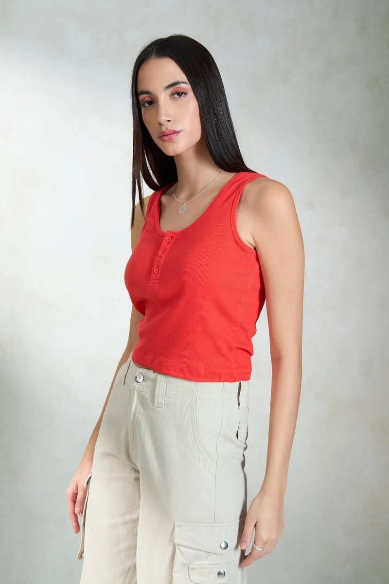 فيرجيو توب بدون أكمام قطن 100% فيرجيو أحمر ناري بفتحة رقبة دائرية