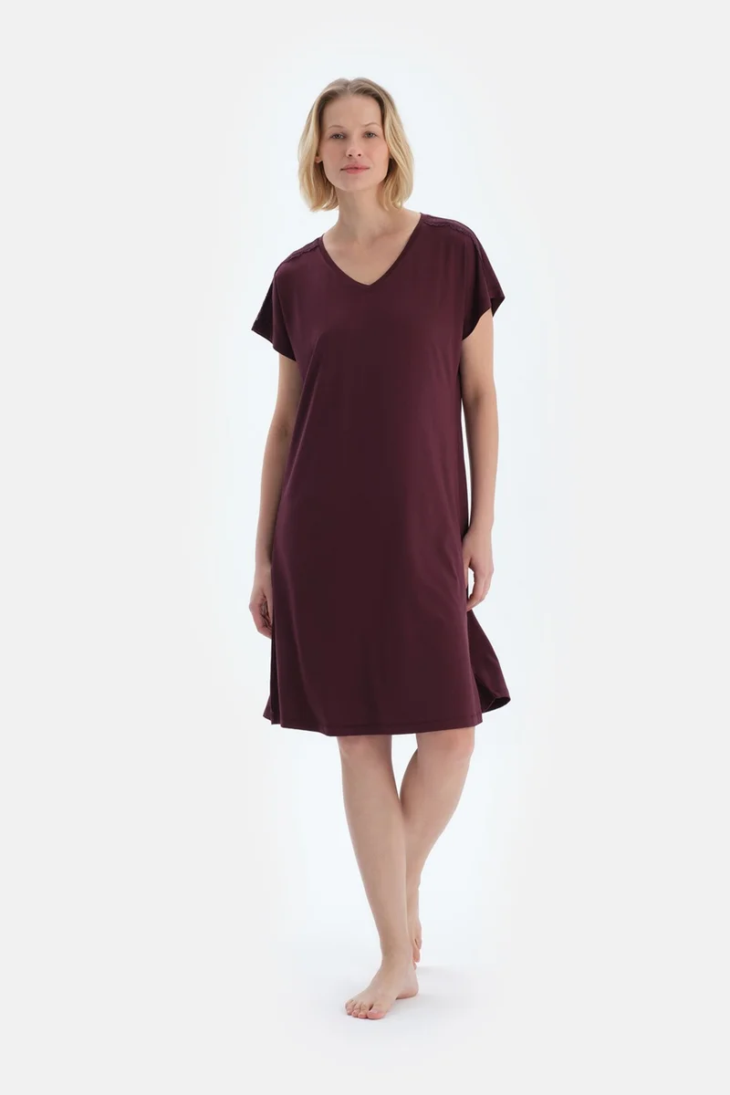 dagi Short Sleeve Viscose Nightgown with Plum Lace Detail