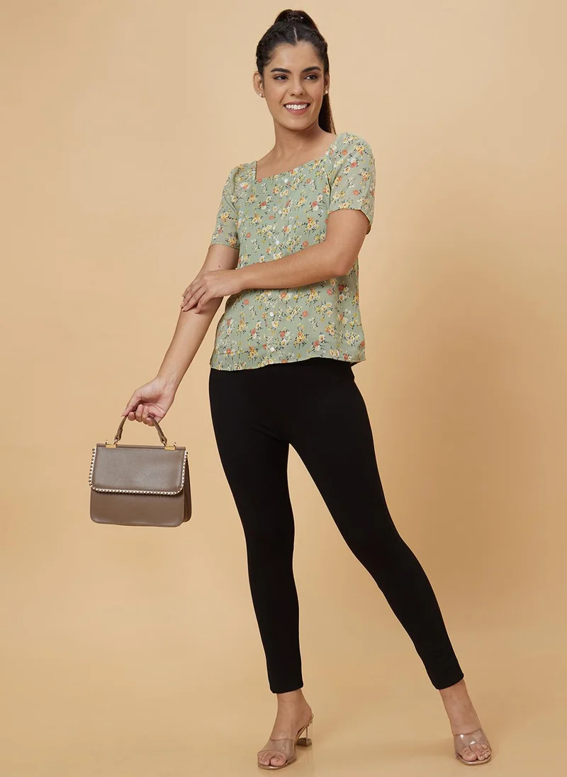 globus Globus Women Green Floral Printed Square Neck Top