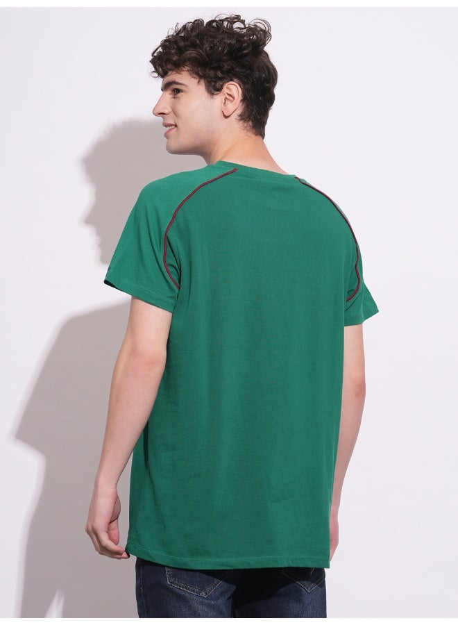 Being Human تي شيرت رجالي أخضر بحيرة بياقة دائرية وأكمام قصيرة - Image 3