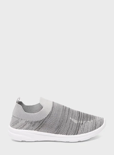 Oaklan by Shoexpress Youth Low Top Slip On Sneakers