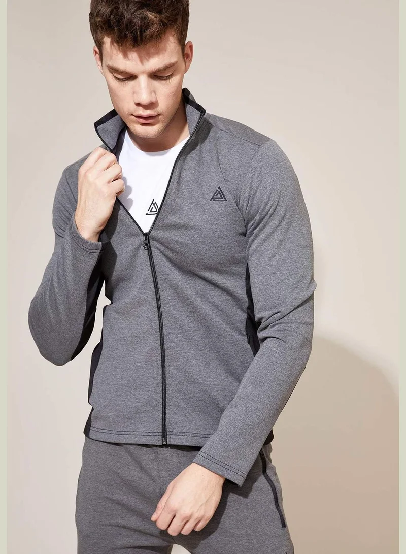 ديفاكتو Man Knitted Extra Slim Fit Crew Neck Cardigan Bolero