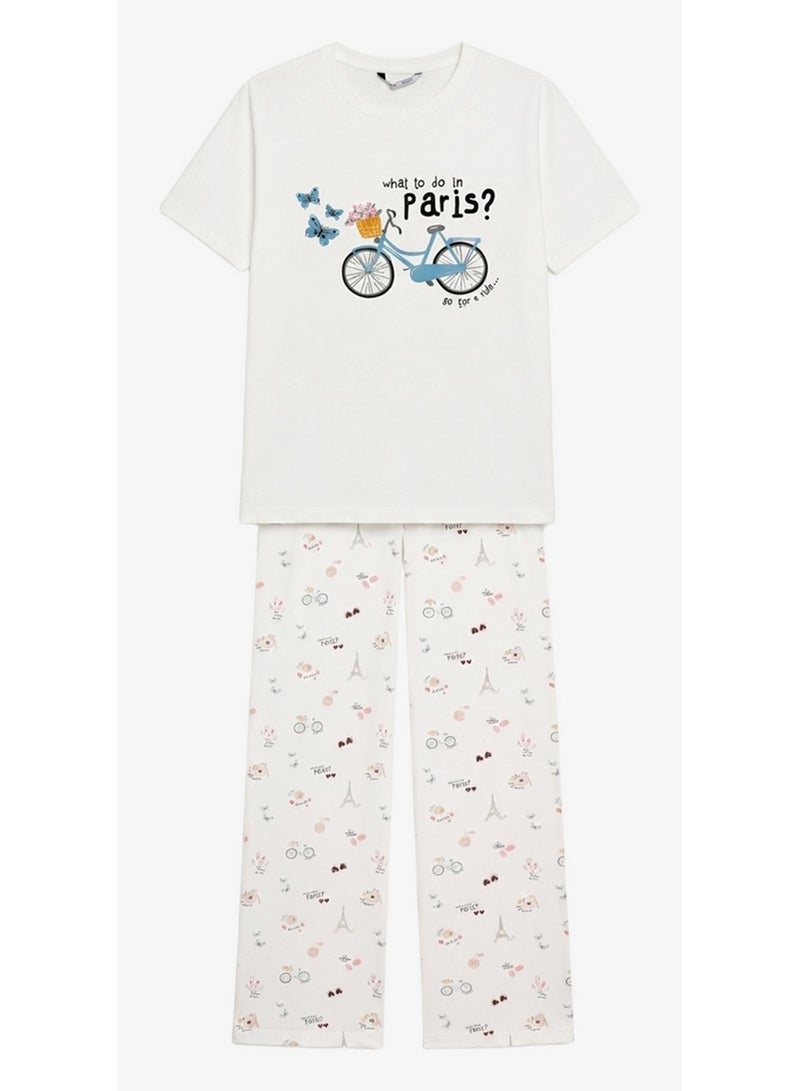 Carina Paris Graphic Print Pyjama Set - Image 2