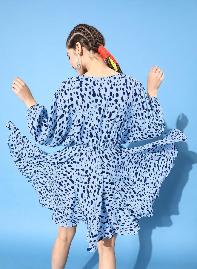 كاجوالي فستان نسائي أزرق بطبعة حيوانات بتصميم ملتف - Image 3