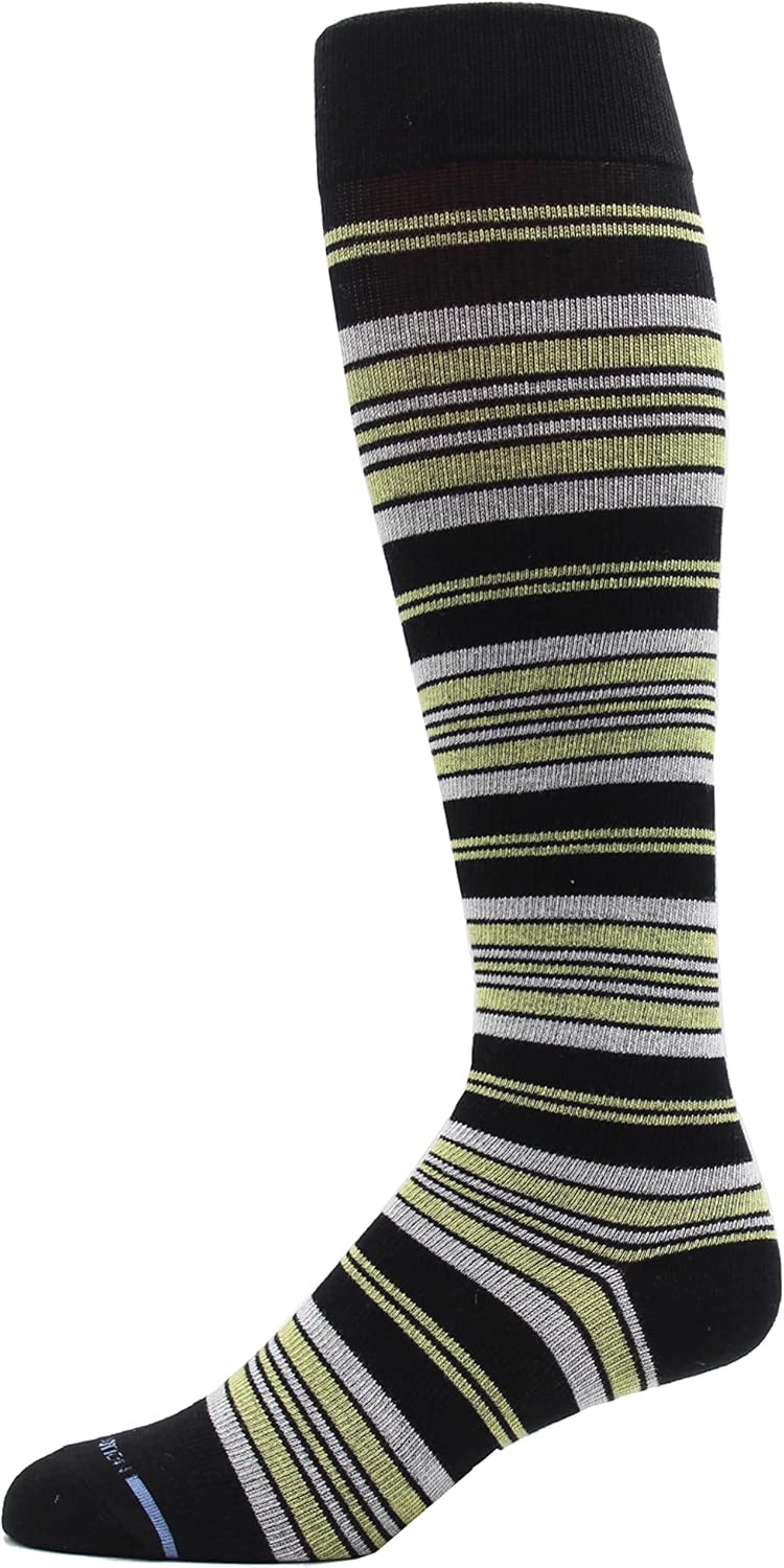 Dr Motion 4 Pairs Men's Athletic Traveler Graduated Compression Knee High Socks - Image 2