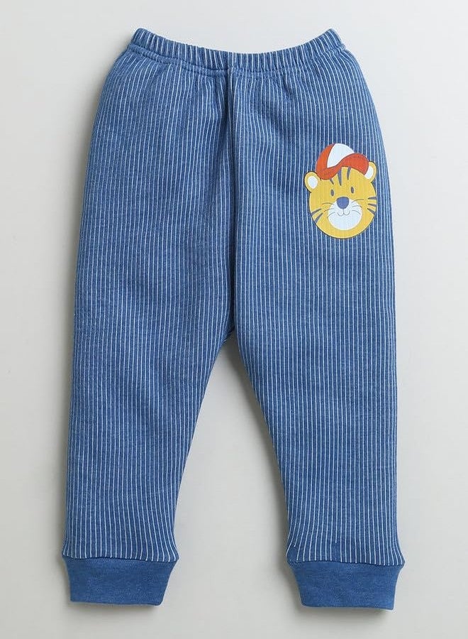 BUMZEE بنطلون رياضي حراري قطني للأولاد من BUMZEE باللونين الأبيض والأزرق النيلي، عبوة من قطعتين، العمر من 3 إلى 6 أشهر (Peb9627B-wht.ibl) - Image 4