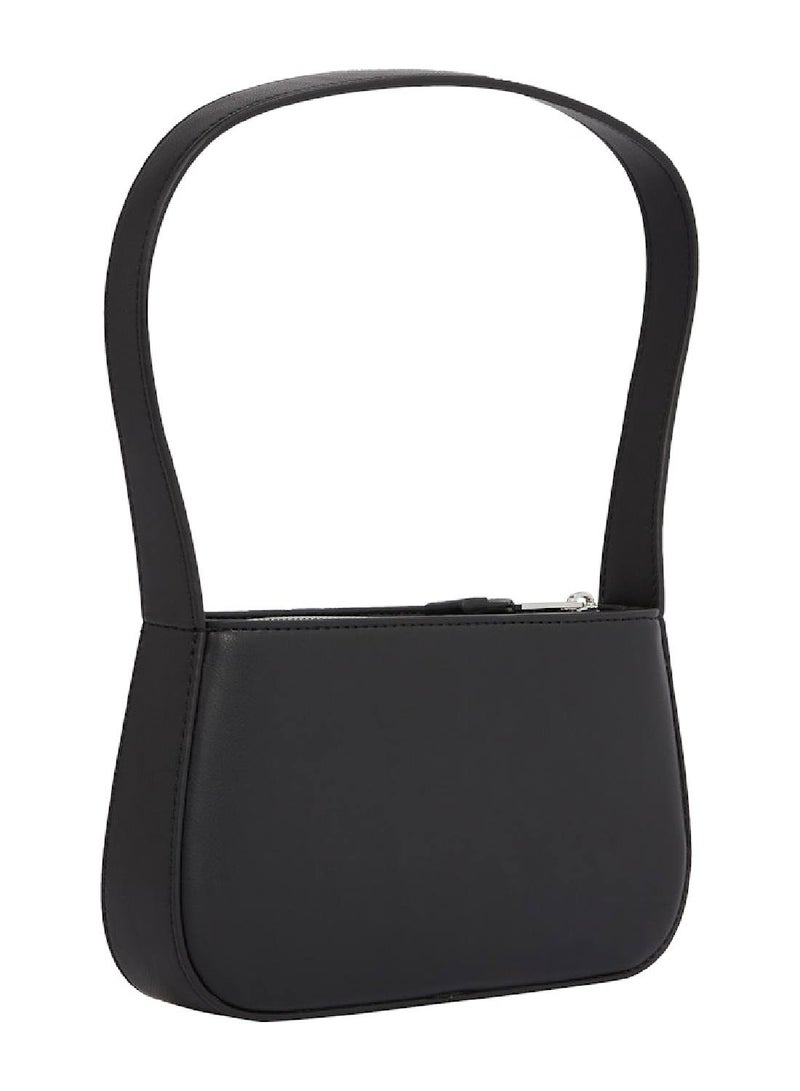TOMMY JEANS Essential Shoulder Bag  - Image 4