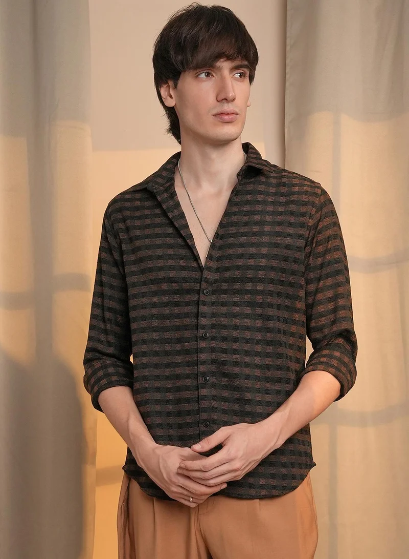 Campus Sutra Men's Chocolate Brown & Charcoal Black Gingham Shirt