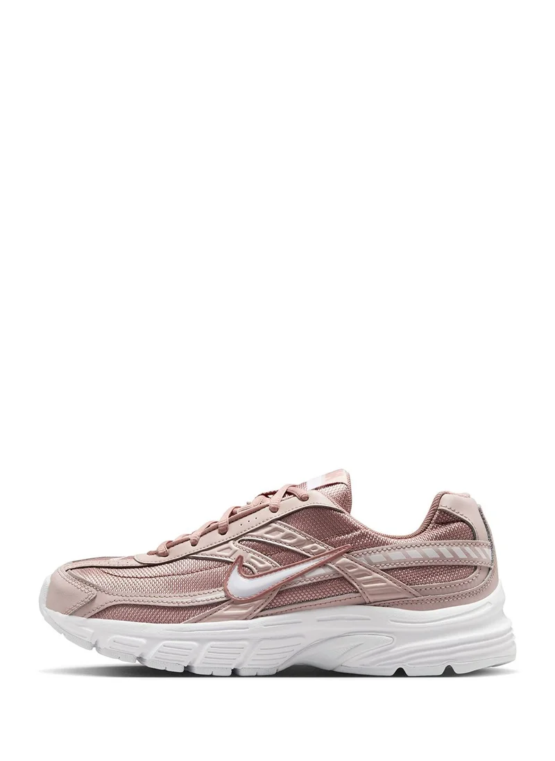 Nike Initiator