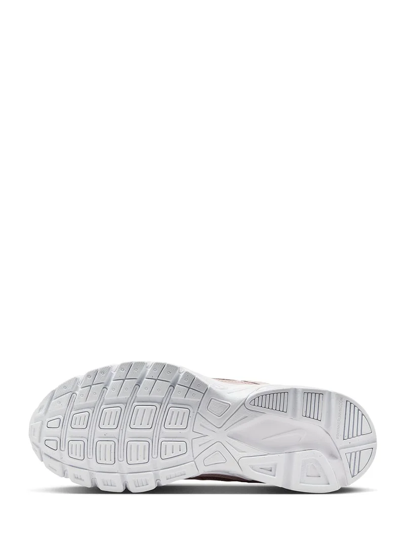 Nike Initiator