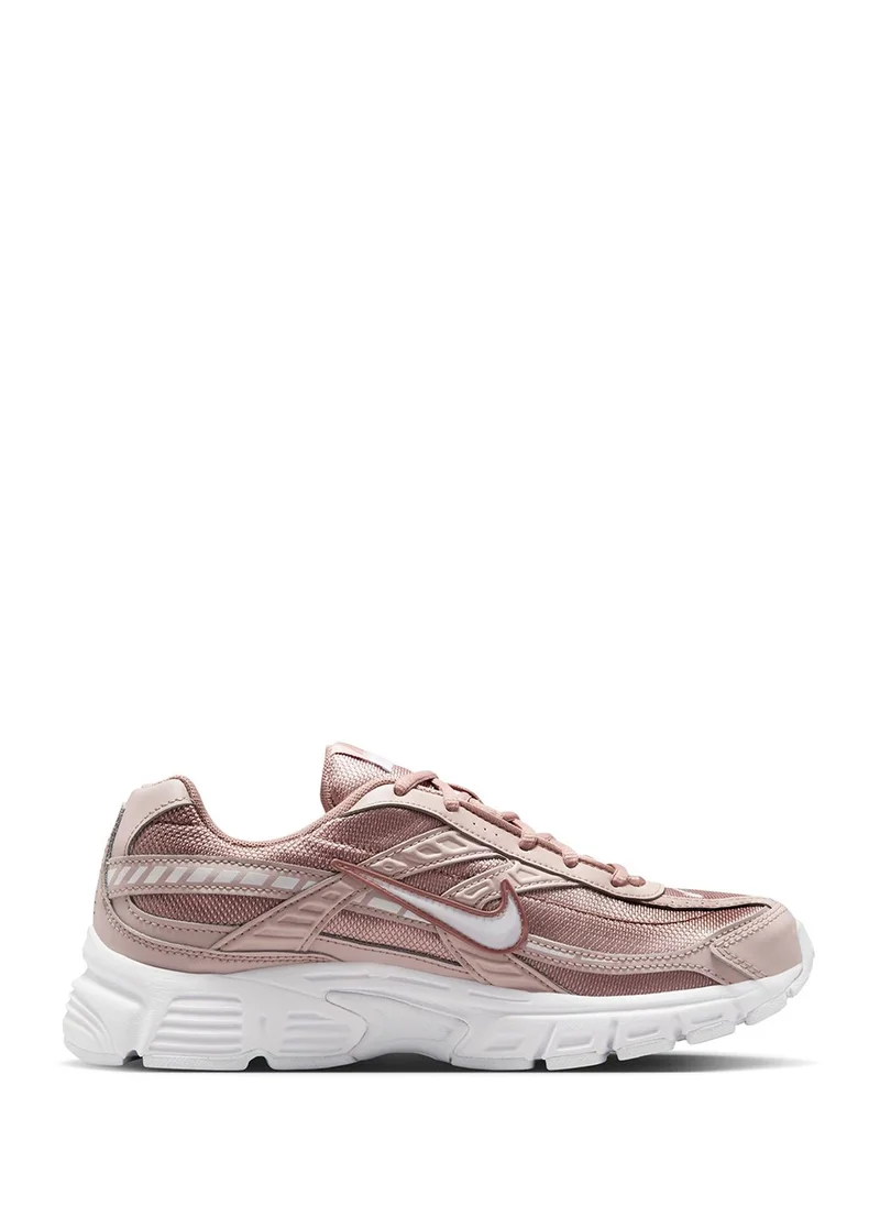 Nike Initiator