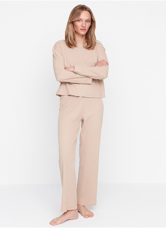 Pajama Set - Beige - Plain - pzsku/Z429F29A8B5AA531EC103Z/45/_/1730941987/9744f842-9306-4d0e-998b-f060420c2e1b
