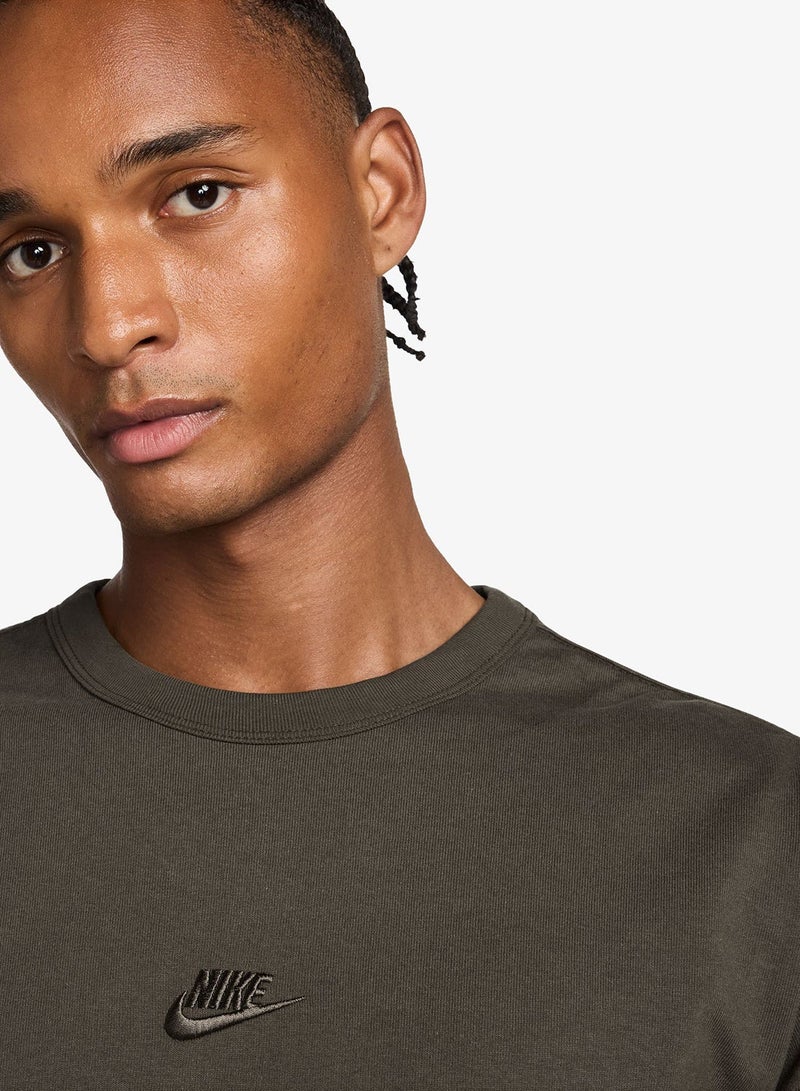 Nike Nsw Premium Essential Sustainable T-Shirt - Image 3