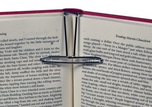 Smartwares Book Magic Book Clip and Stand (Chrome), Portable, Metal Clip Holds Books Upright, for Reading, for Book Lovers, Made in USA - Image 4