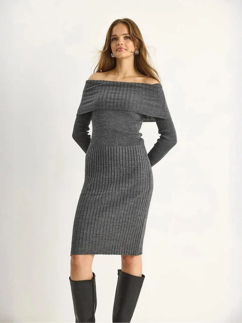 Bianco Lucci LUCCI Ribbed Midi Dress