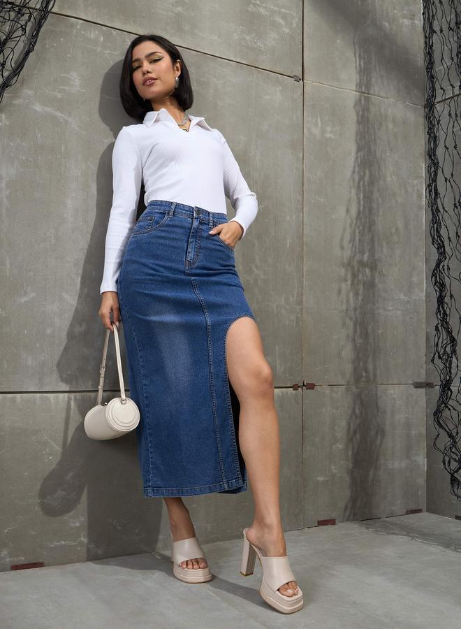 ساسافراس تنورة ميدي ضيقة من قماش الدنيم الأزرق من ساسافراس - Image 2