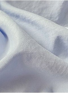 LUNA Home 3-Piece Set: king-size fitted bedsheet and two pillowcases, washable cotton in a light blue color.  - Image 3