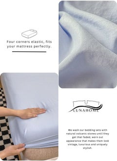 LUNA Home 3-Piece Set: king-size fitted bedsheet and two pillowcases, washable cotton in a light blue color.  - Image 4