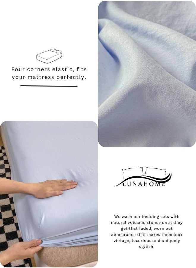 LUNA Home 3-Piece Set: king-size fitted bedsheet and two pillowcases, washable cotton in a light blue color.  - Image 4