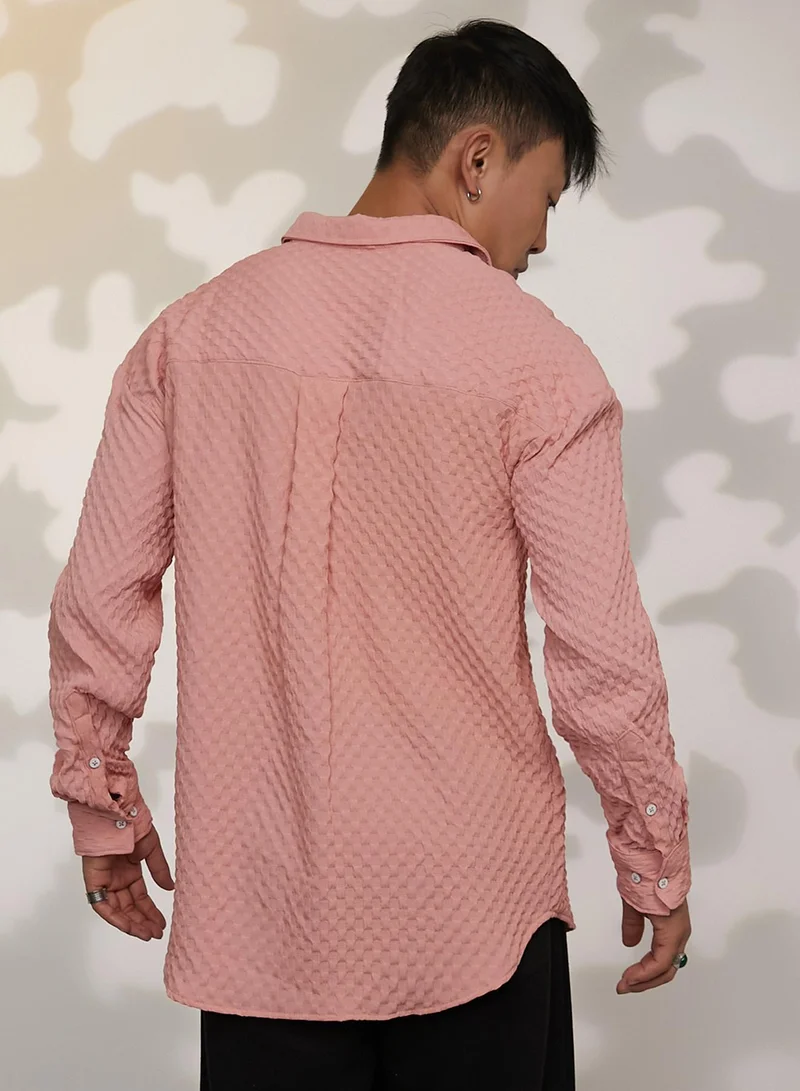 Campus Sutra Men's Blush Pink Cubic-Textured Oversized Shirt