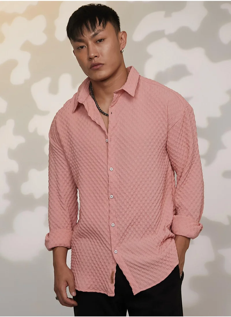 Campus Sutra Men's Blush Pink Cubic-Textured Oversized Shirt