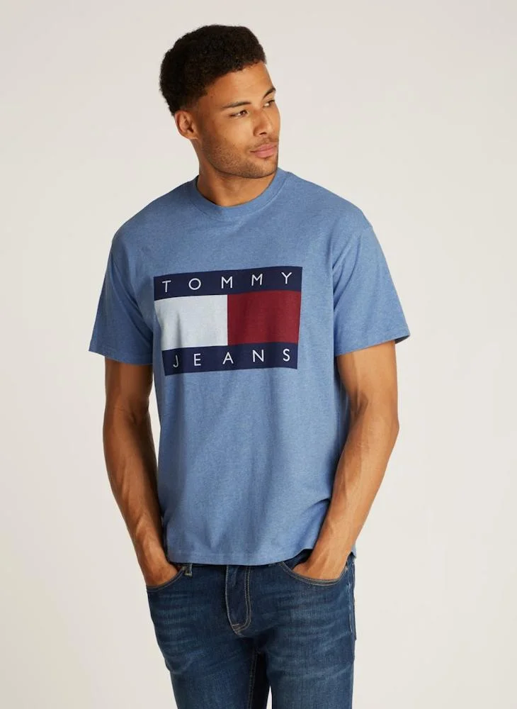 TOMMY JEANS Graphic Logo Crew Neck T-Shirt