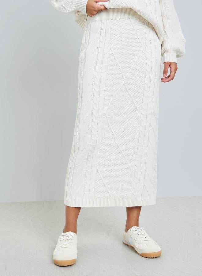 ستايلي طقم منسق من تنورة وكنزة محبوكة - Image 4