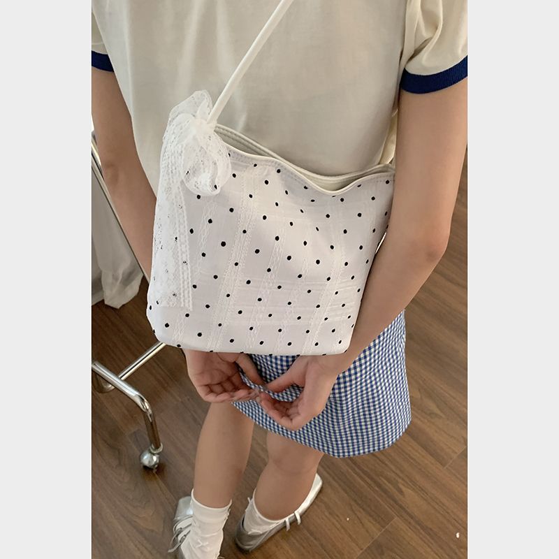 Niche Underarm Bucket Bag For Women 2026 New Summer Korean Fashion Handbag Grandma Bag Fresh Style Shoulder Bag