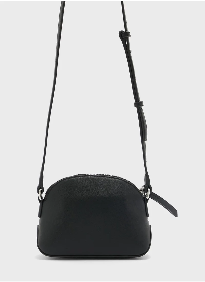 CALVIN KLEIN Narrow Strap Small Crossbody