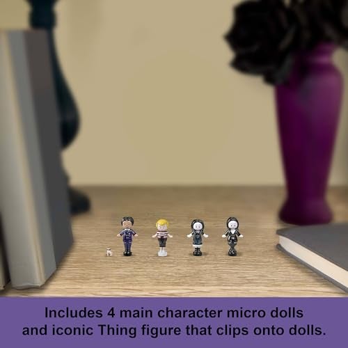 Polly Pocket مجموعة ألعاب بولي بوكيت الجامعية، عائلة آدامز المدمجة مع 4 دمى شخصيات خاصة و 1 ملحق - Image 5