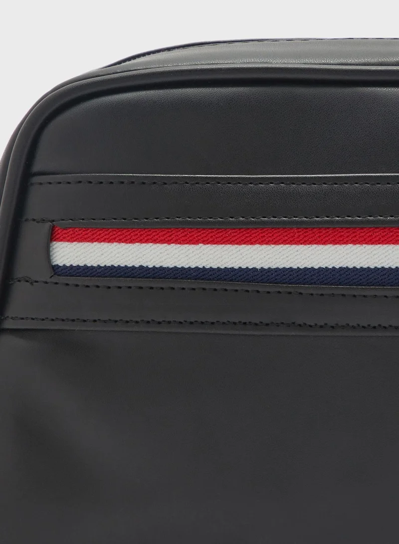 Seventy Five Men's Travels Wash Bag