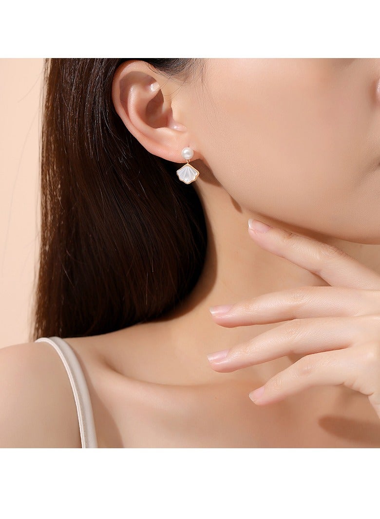 Fan-Shaped One-Shell Earrings for Women 925 Sterling Silver Small Skirt Mother-Of-Pearl Earrings French Style Small Fragrance Shell Pearl Earrings  - Image 2