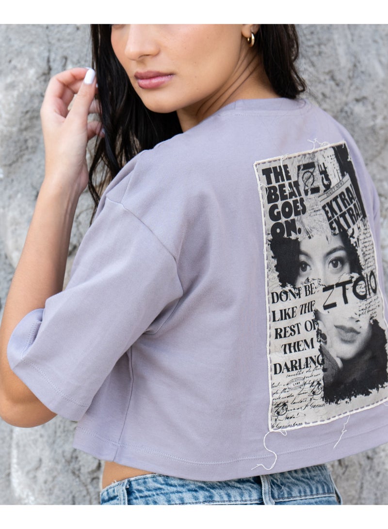 ZTOIQ Women's Premium Tapestry Applique Oversized Crop Top - High-Quality Streetwear - Image 3