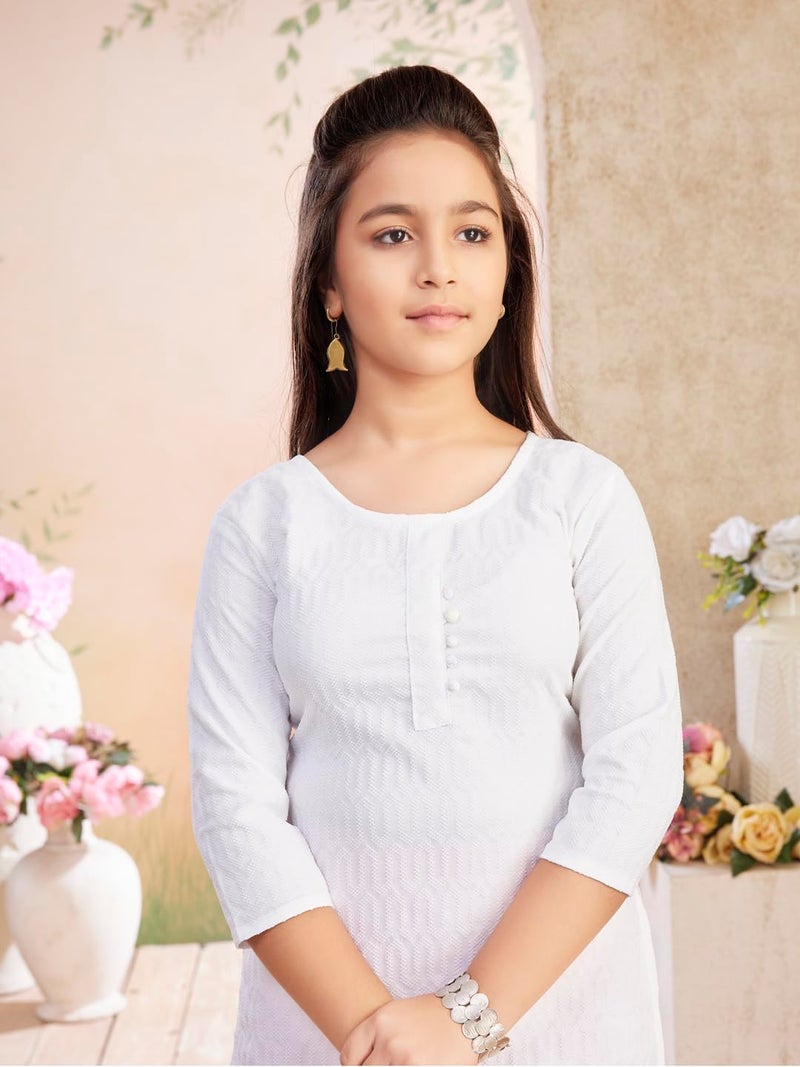 aarikka Aarika Girls Casual Wear White Colour Solid Cotton Blend Kurti-(8-15 Years)-(KURTI-TR-K-1067-WHITE-36) - Image 5