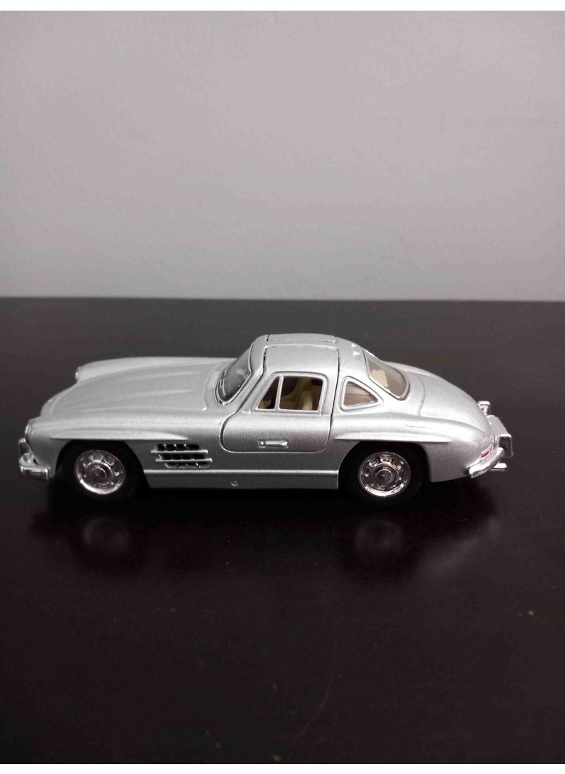 1/36 Scale 1954 Mercedes 300 Sl Metal Model - pzsku/Z42BE889CB8616B944DE0Z/45/_/1725793672/b758412e-015b-440f-9c14-3bb617d221ae