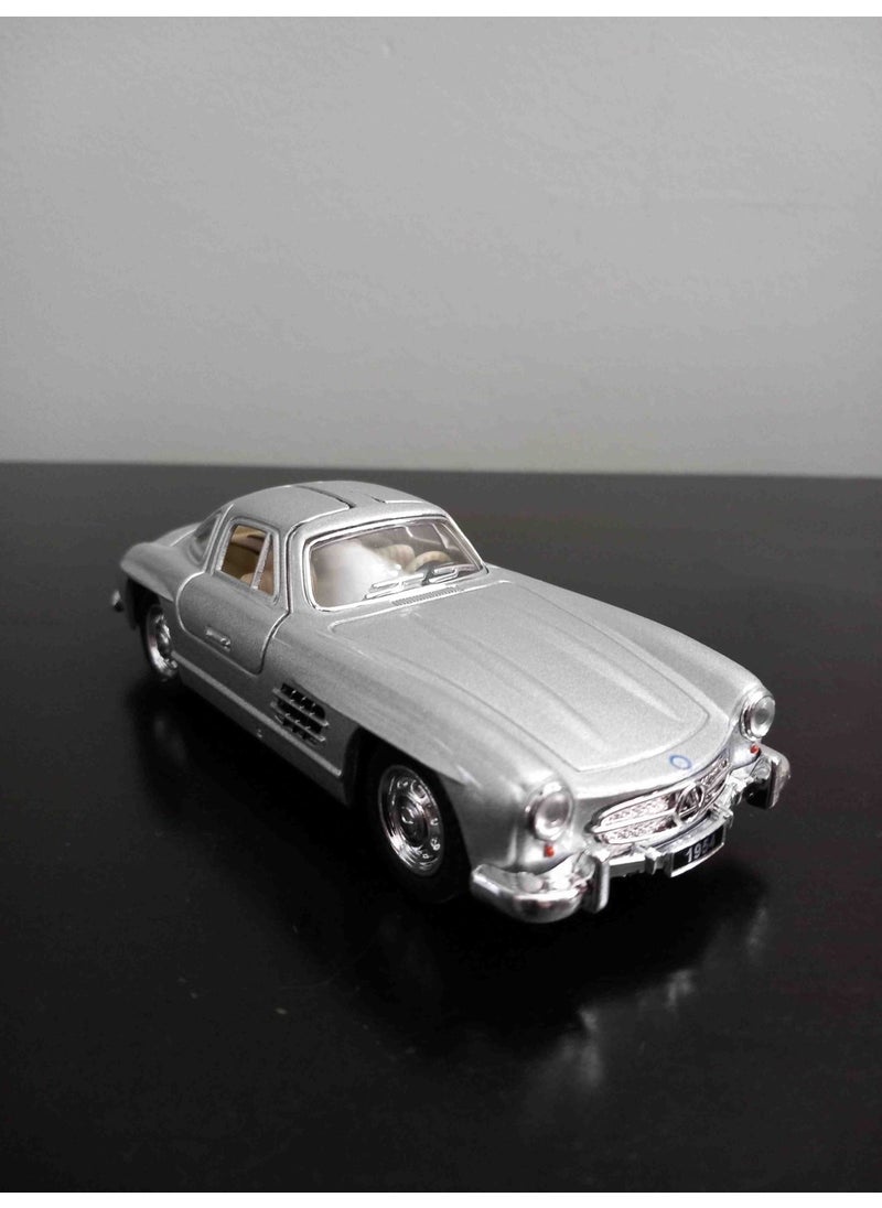 1/36 Scale 1954 Mercedes 300 Sl Metal Model - pzsku/Z42BE889CB8616B944DE0Z/45/_/1728061682/5e43c58f-9b2b-40de-a310-9ef1619a5ad2