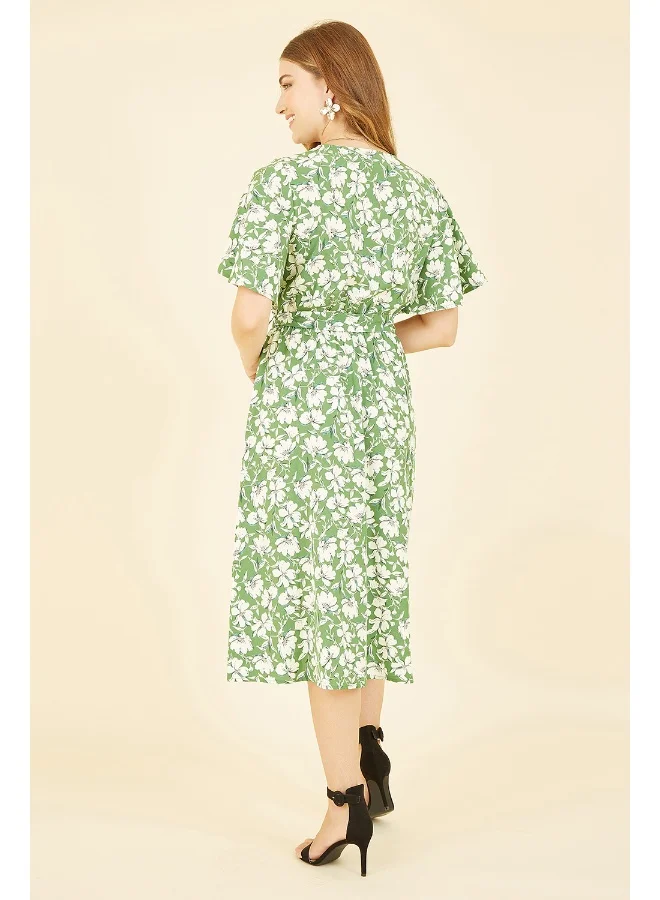 Yumi Floral Print Midi Dress