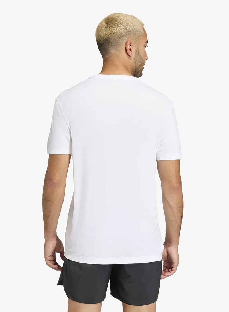 اديداس تيشيرت رياضي أساسي من أدي