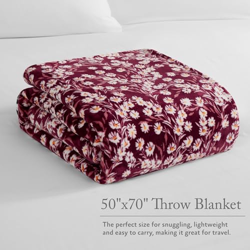 Jessica Simpson Plush 50"X70" Throw Blanket - Wildflower Park Red - Luxurious Plush Blanket for Ultimate Comfort and Cozy Warmth - Image 2