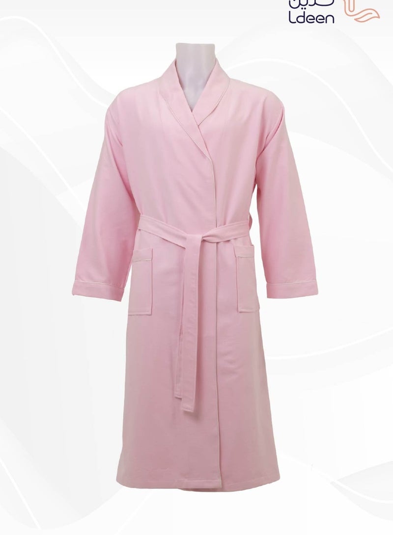 ldeen Ultra-absorbent and quick-drying microfiber bathrobe, offering perfect comfort after bathing, and ideal for travel. Features a sleek, lightweight design that fits easily into its signature pouch, making it your perfect companion for trips or daily use. It effortlessly combines luxury with easy care - Image 2