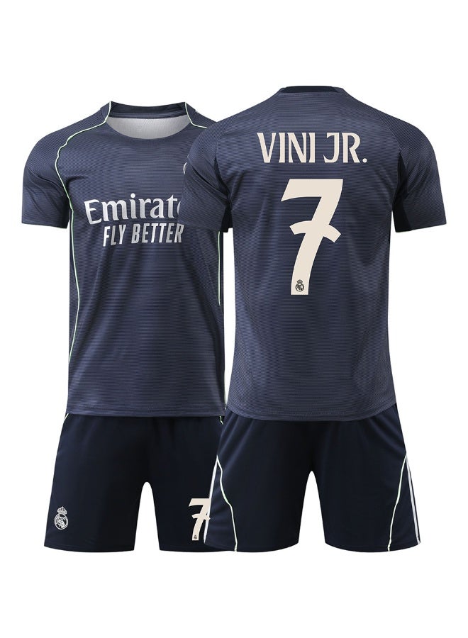 ريال مدريد 2025-2026 ريال مدريد لكرة القدم موحدة # 7 فيني جونيور لكرة القدم جيرسي السراويل دعوى حجم الأطفال وحجم الكبار ، هدية للجماهير والأصدقاء - Image 1