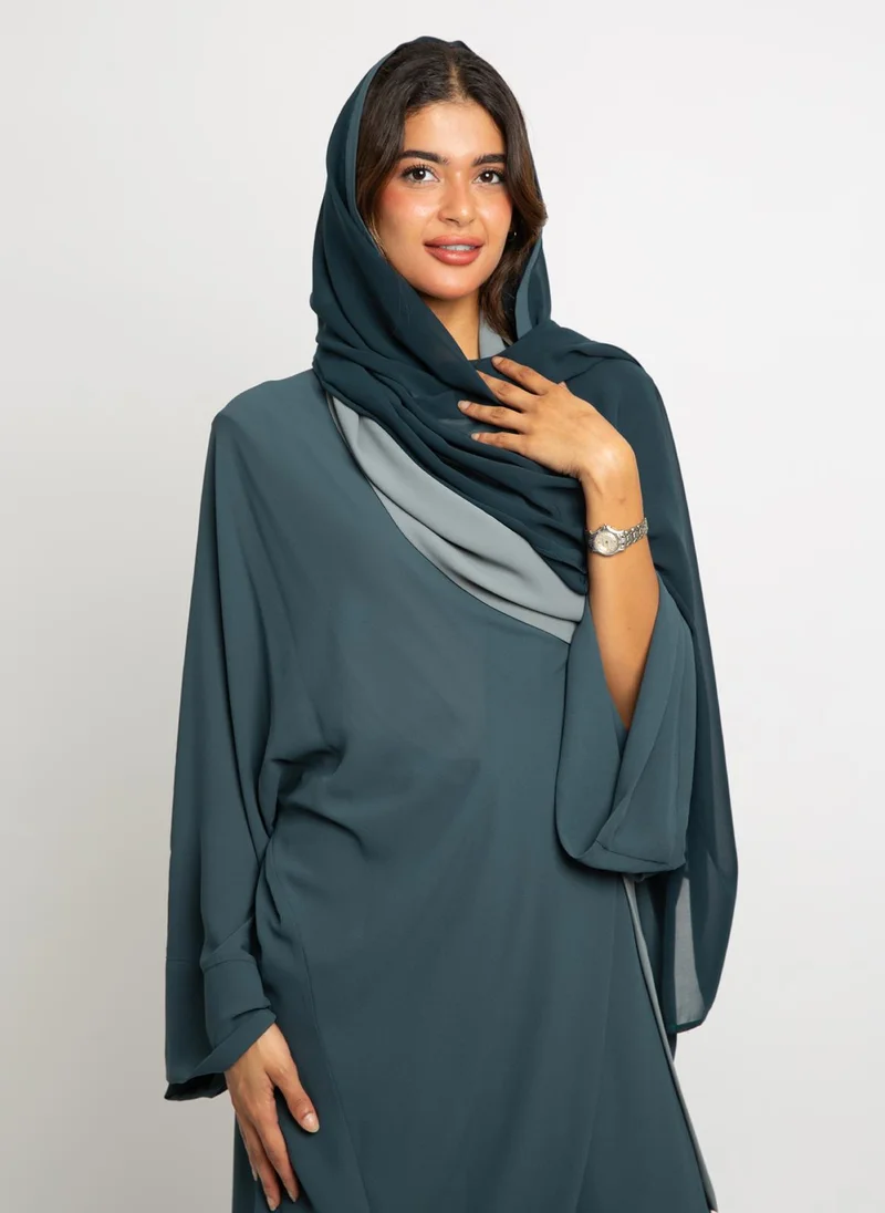 Kaafmeem Shades of Teal Flowstyle Abaya