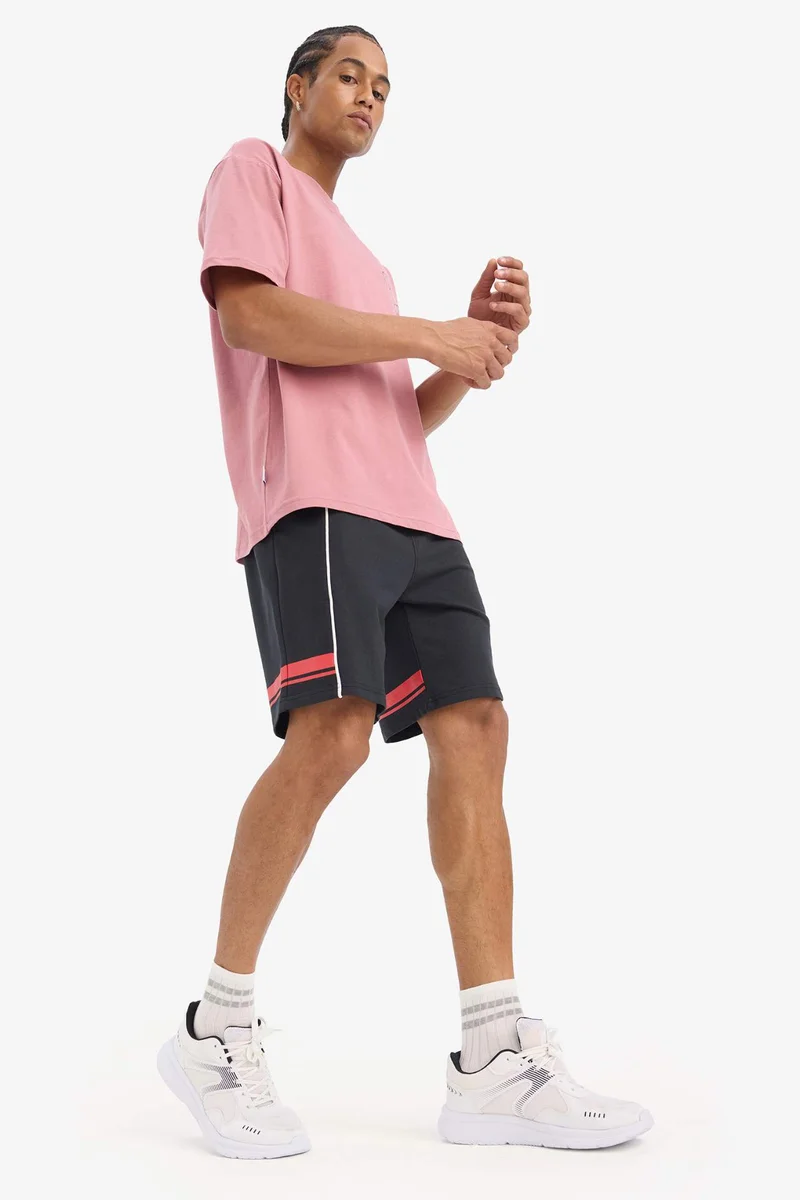 DeFacto DeFactoFit NBA Chicago Bulls Standard Fit Shorts