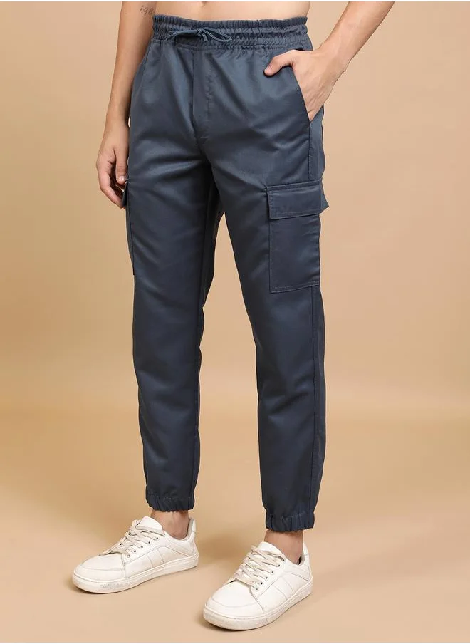 هاي لاندر Regular Fit Mid Rise Cargo Style Joggers by Styli